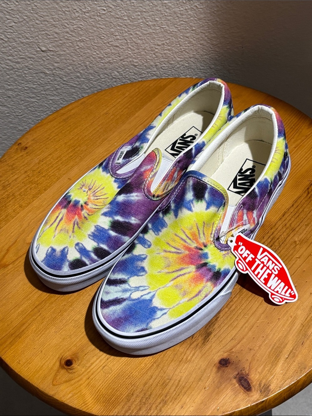 Vans Adult Tie-Dye Slip-On Sneakers 9 Men / 10.5 Women NWOT